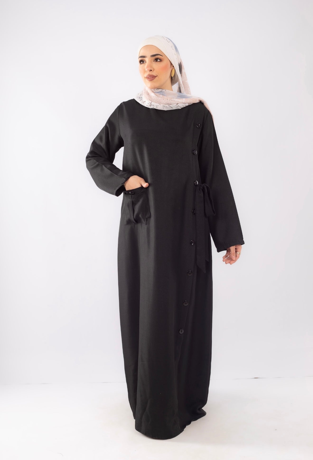 Cross Pocket Abaya In Black